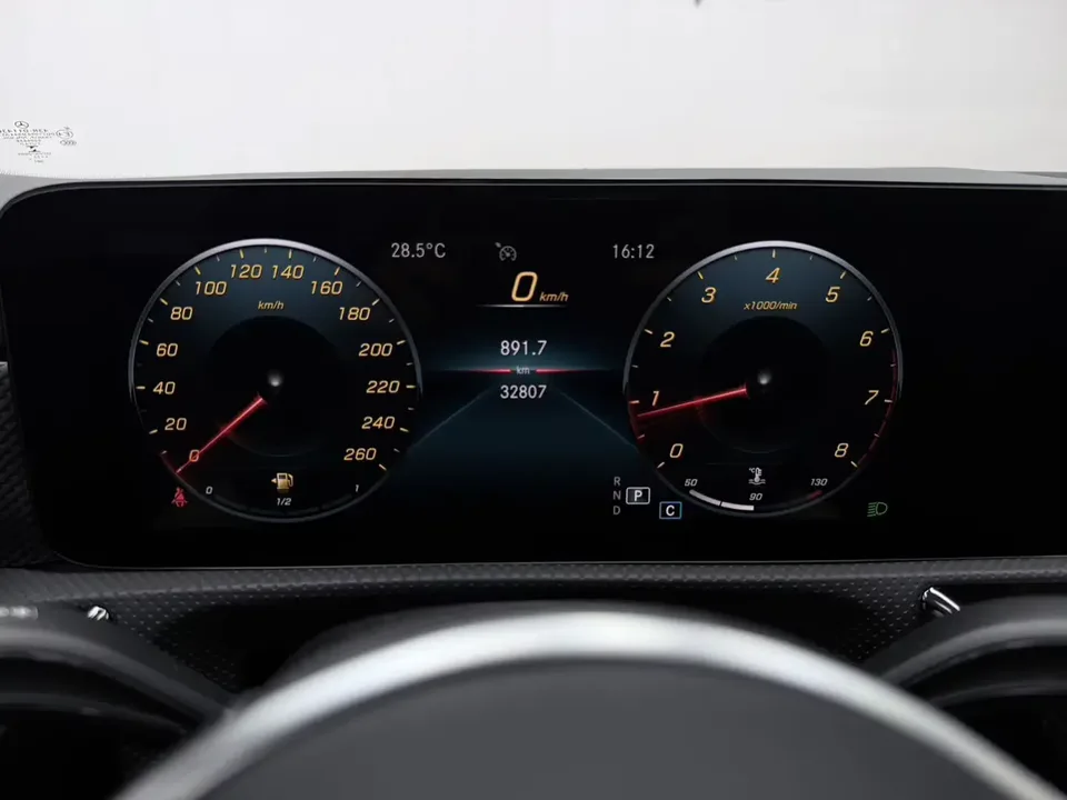 Mercedes-Benz Klasa A Mercedes Benz A Class 2022 A 180 L Sports Sedan 2022 — thumbnail 3
