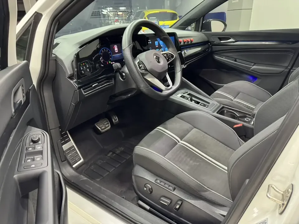 Volkswagen Golf golf 2021 280TSI DSG R-Line 2022 — thumbnail 3