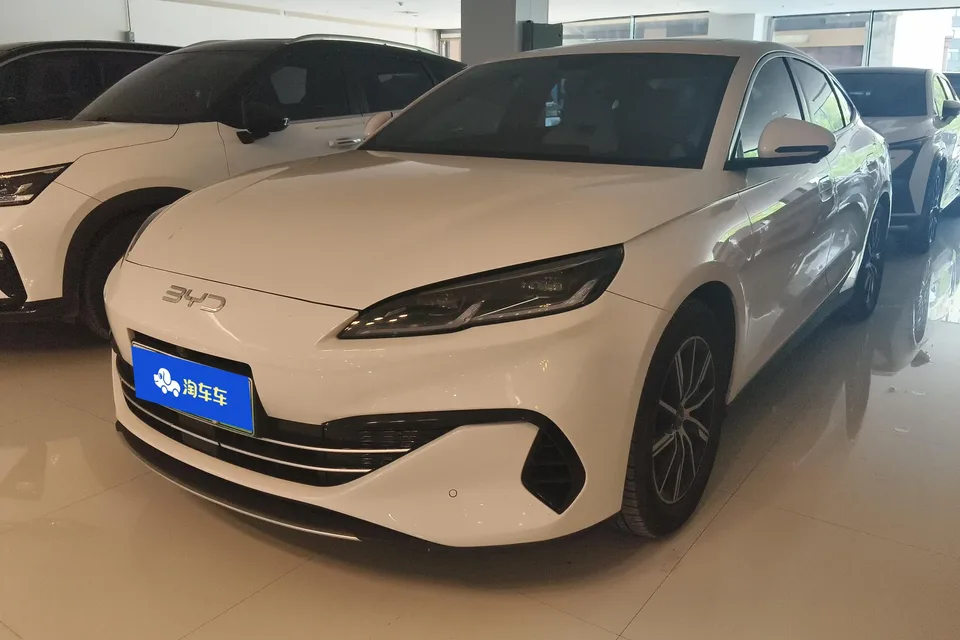 BYD Seal 06DM Seal 06DM 2024 DM-i 120KM Premium 2025 — photo 1, buy with delivery to Moscow