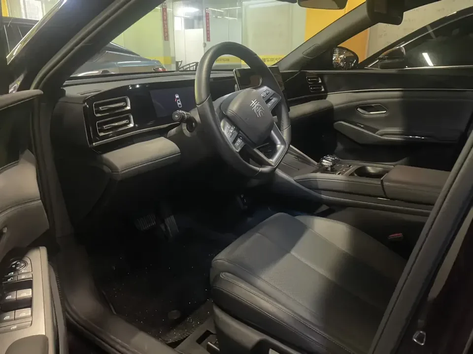 BYD Qin L DM Qin L DM 2025 Intelligent Driving Edition DM-i 80KM Leading Edition 2025 — thumbnail 5