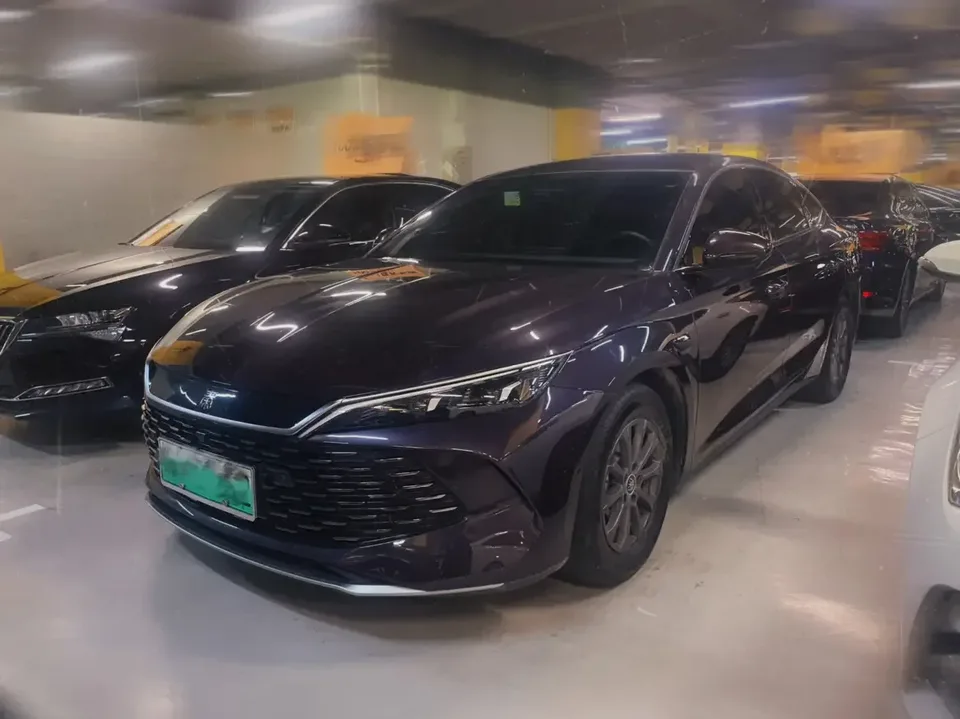 BYD Qin L DM Qin L DM 2025 Intelligent Driving Edition DM-i 80KM Leading Edition 2025 — photo 1, buy with delivery to Moscow