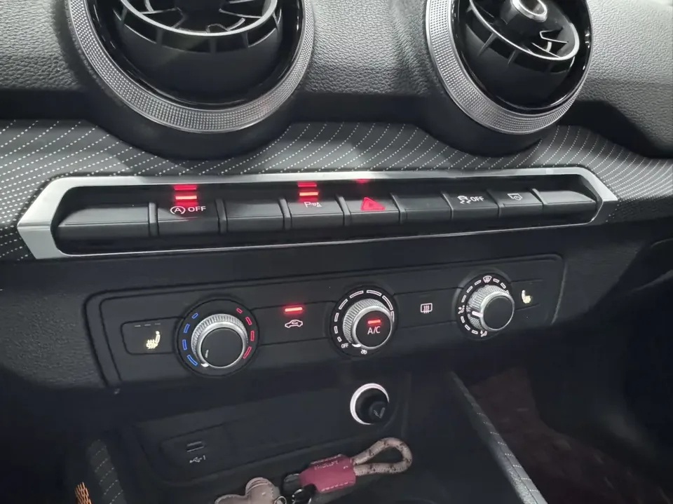 Audi Q2L Audi Q2L 2022 35 TFSI Progressive Dynamic 2022 — thumbnail 3