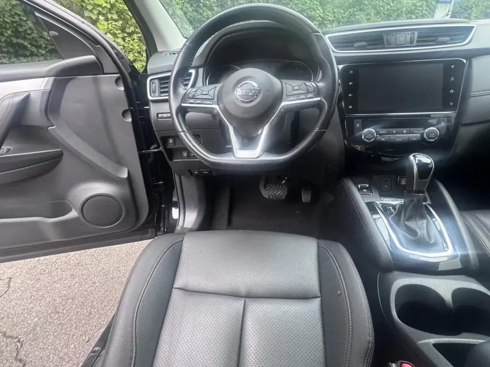 Nissan Qashqai Qashqai 2022 2.0L XV Prem. Deluxe Edition 2023 — thumbnail 4