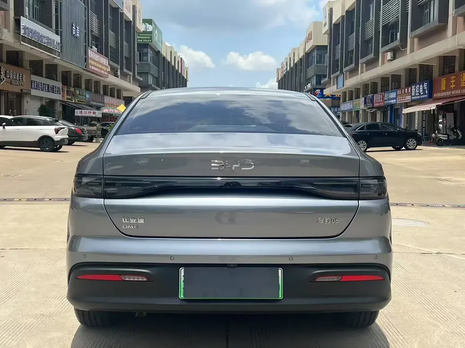 BYD Seal 05DM Seal 05DM 2025 DM-i 55KM Deluxe Smart Driving Edition 2025 — thumbnail 2