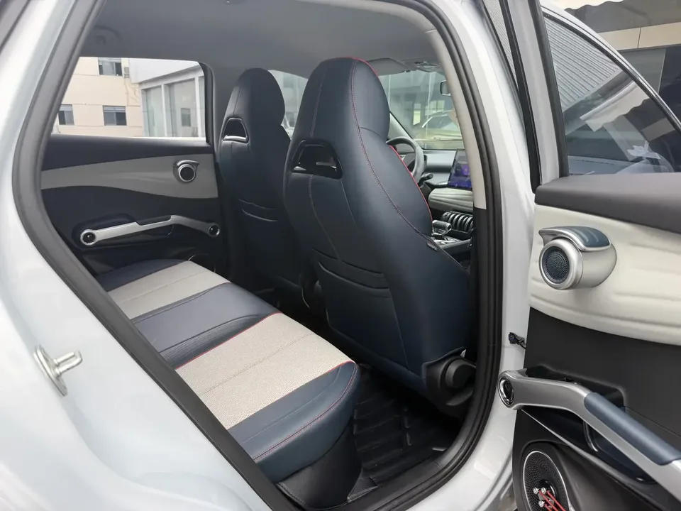 BYD Yuan Plus Yuan PLUS 2022 430KM Luxury 2023 — thumbnail 4