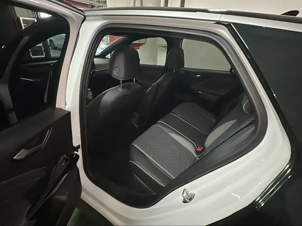 Volkswagen ID.3 Volkswagen ID.3 2023 Upgraded Pure Smart Edition 2024 — thumbnail 3
