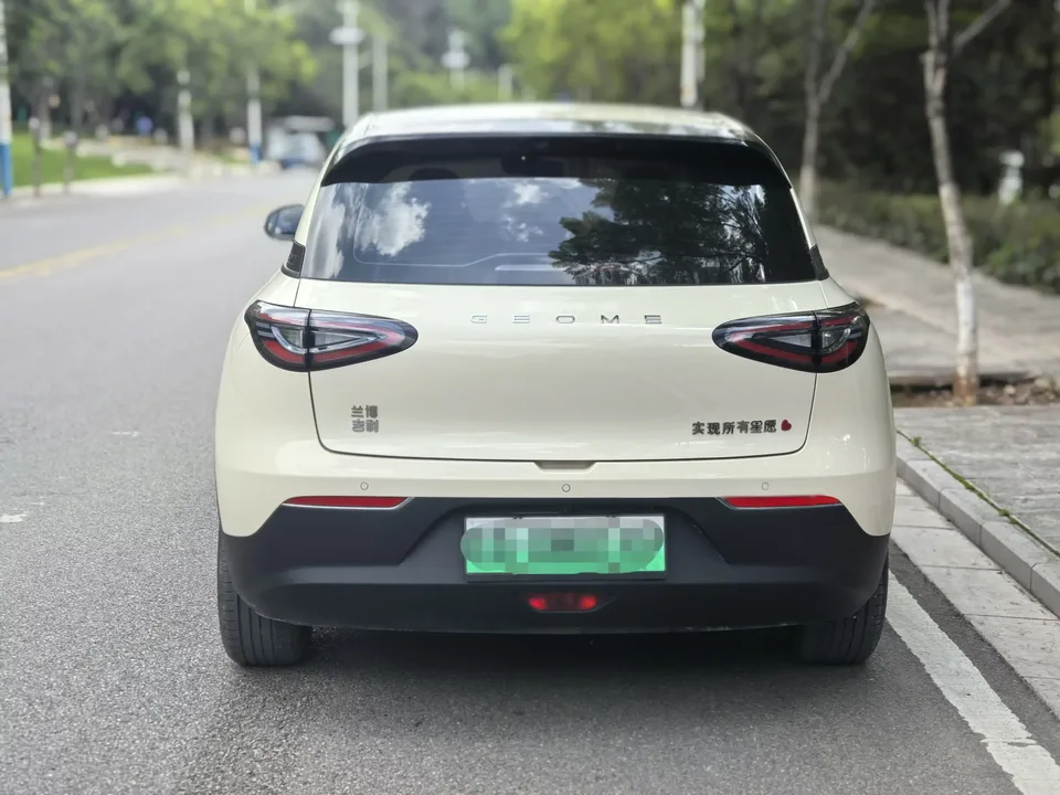 Geely Star Wish Star Wish 2025 UP 410km Explorer Edition 2025 — thumbnail 2
