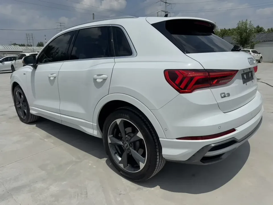 Audi Q3 Audi Q3 2022 35 TFSI Stylish Dynamic 2022 — thumbnail 2