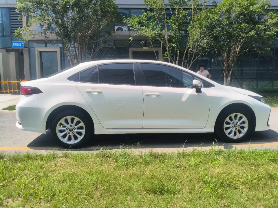 Toyota Corolla Corolla 2021 1.2T S-CVT Deluxe Edition 2022 — thumbnail 4