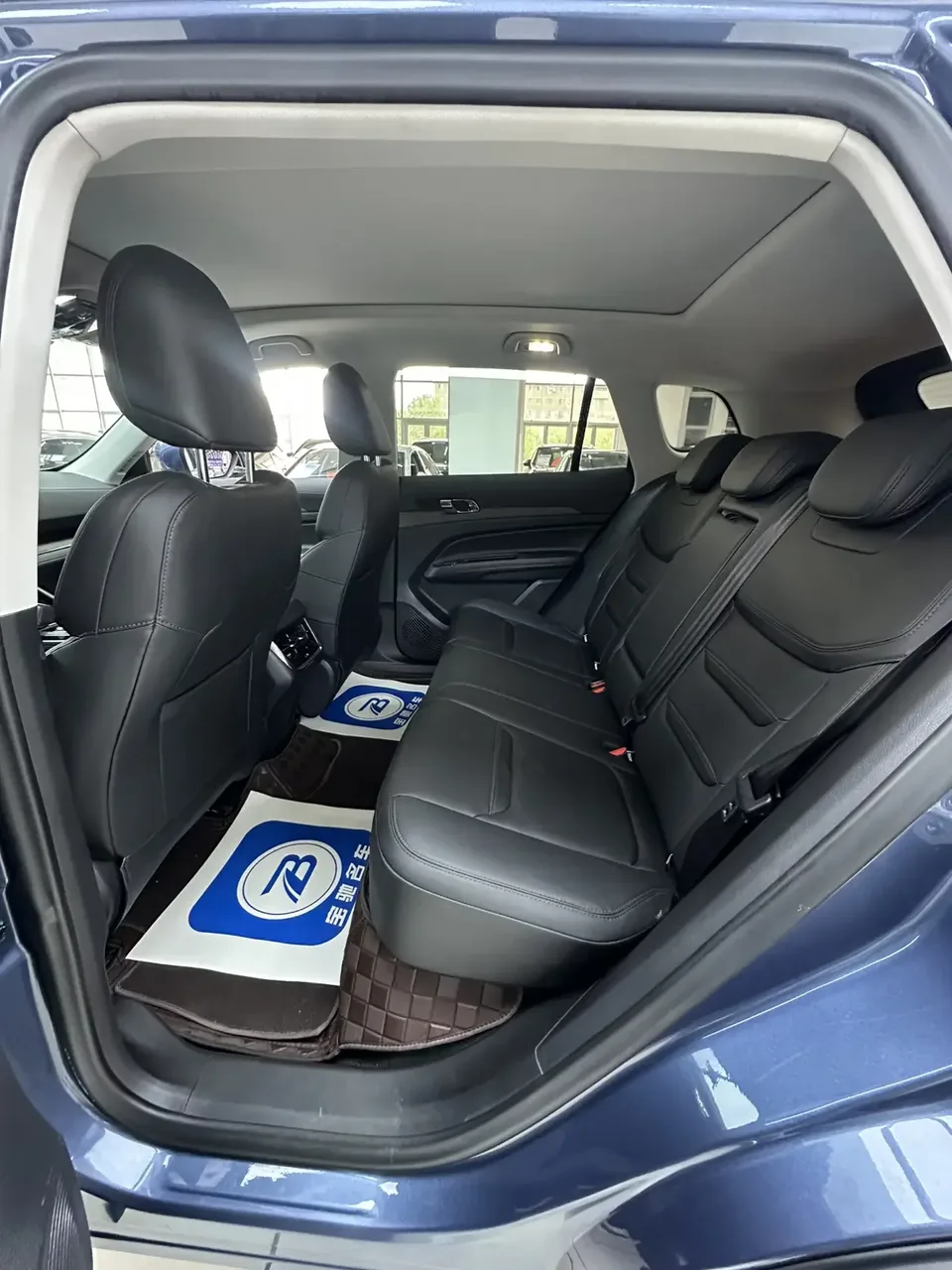 Ford Equator Sport Leading 2022 EcoBoost 170 Platinum 2022 — миниатюра 4