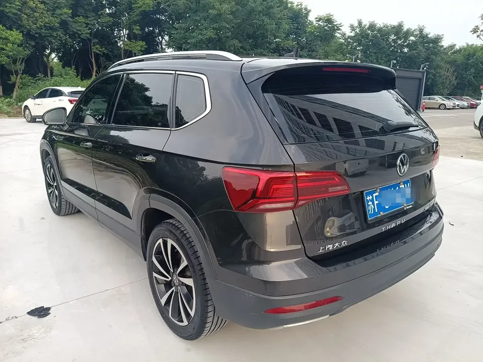 Volkswagen Tharu tuyue 2022 280TSI 2WD Deluxe Edition 2022 — thumbnail 4