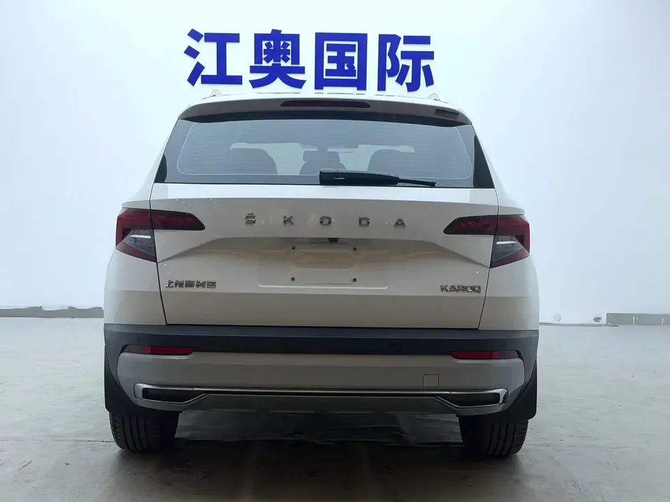 Skoda Karoq Korok 2021 TSI280 Deluxe 2022 — thumbnail 2