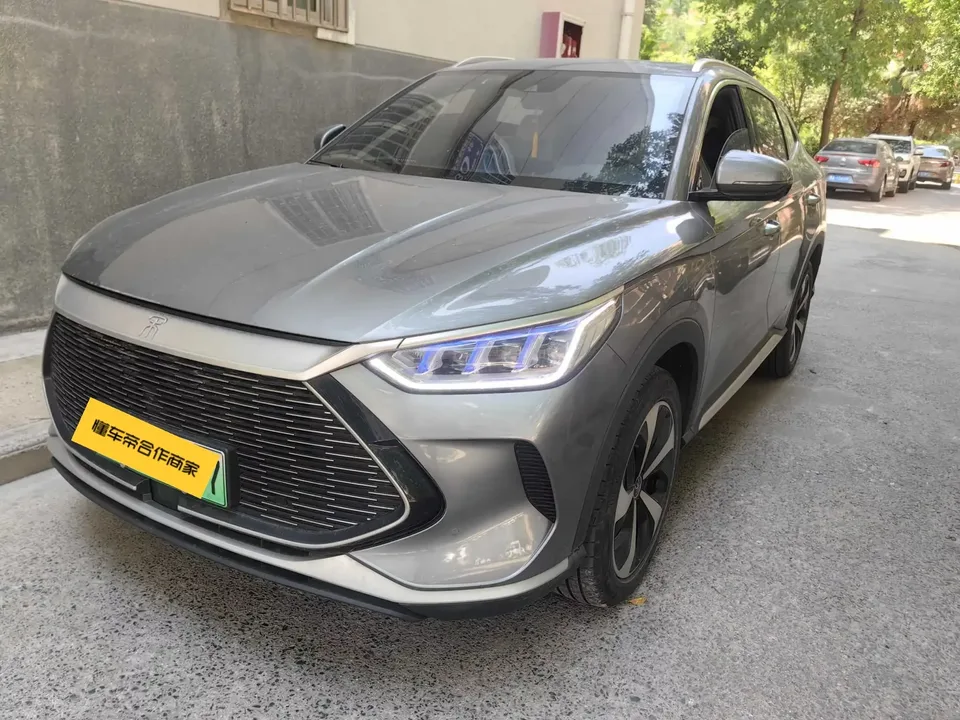 BYD Song PLUS DM Song PLUS DM 2021 DM-i 110KM 2WD Flagship PLUS 5G Edition 2022 — photo 1, buy with delivery to Moscow