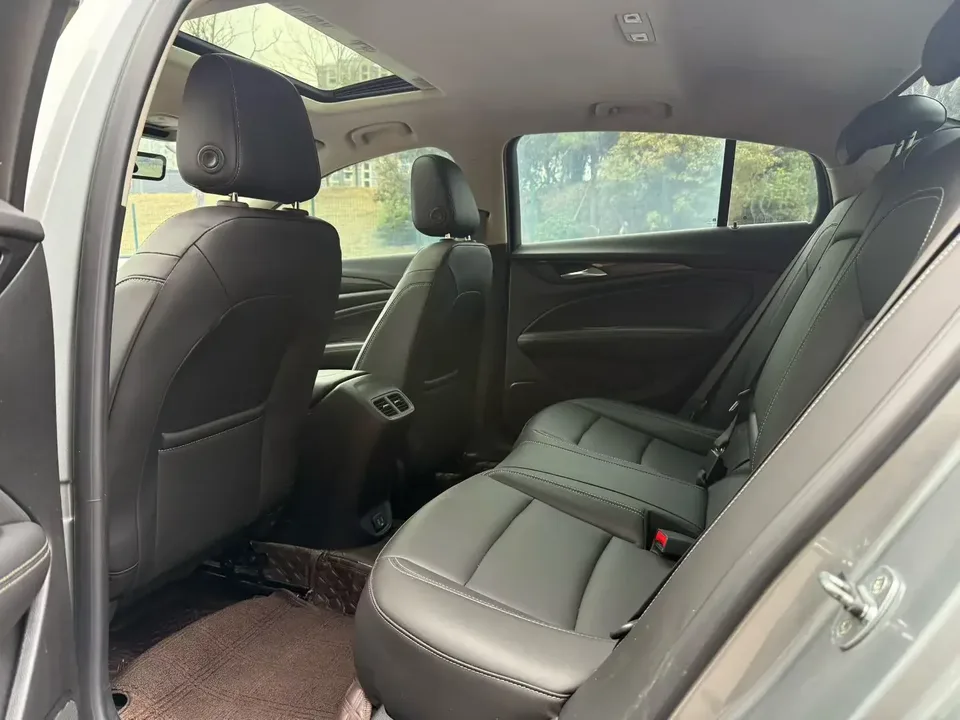 Buick Majesty Majesty 2023 552T Smart 2024 — thumbnail 3