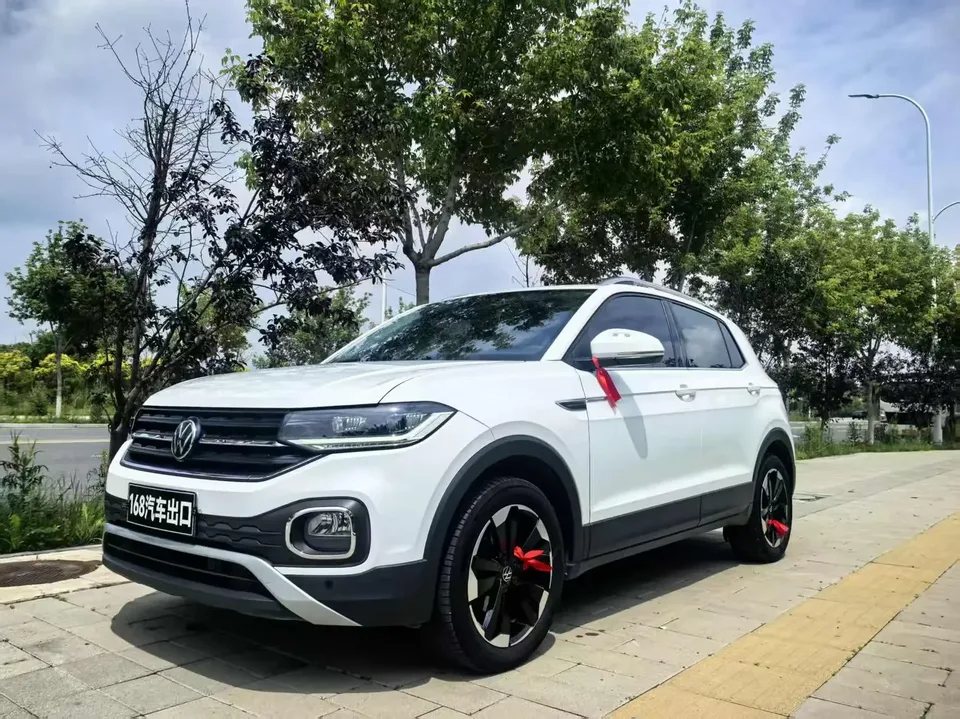 Volkswagen Explore the shadows Explore the shadows 2021 1.5L Automatic Joy-Link Edition 2022 — photo 1, buy with delivery to Moscow