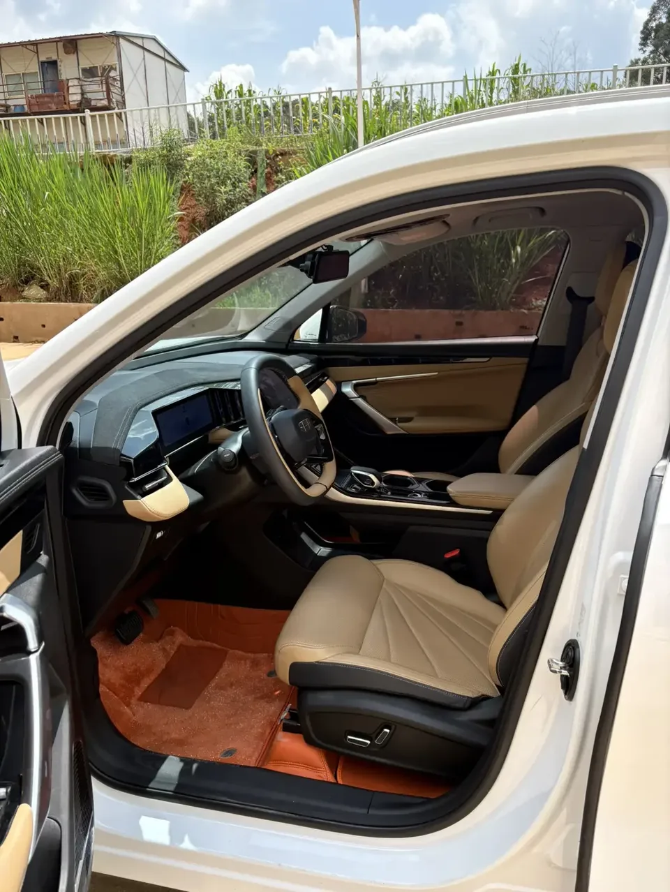 Geely Atlas L Boyue L 2023 1.5TD DCT Luxury 2023 — thumbnail 3