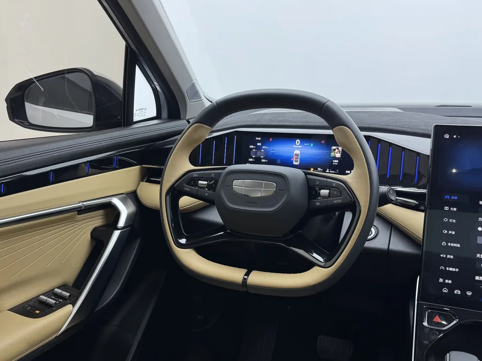 Geely Atlas L Boyue L 2023 1.5TD DCT Premium 2024 — thumbnail 4