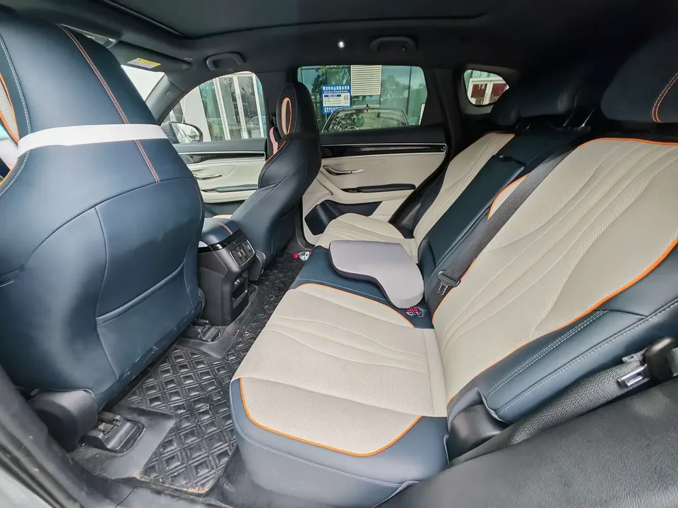 BYD Song PLUS DM Song PLUS DM 2021 DM-i 51KM 2WD Premium Edition 2022 — миниатюра 3