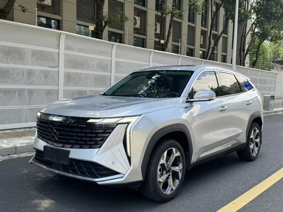 Geely Atlas L Boyue L 2024 1.5TD DCT Premium Edition 2024 — photo 1, buy with delivery to Moscow