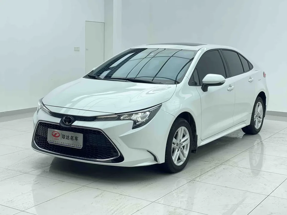 Toyota Levin Lei Ling 2022 185T CVT Deluxe Edition 2022 — photo 1, buy with delivery to Moscow