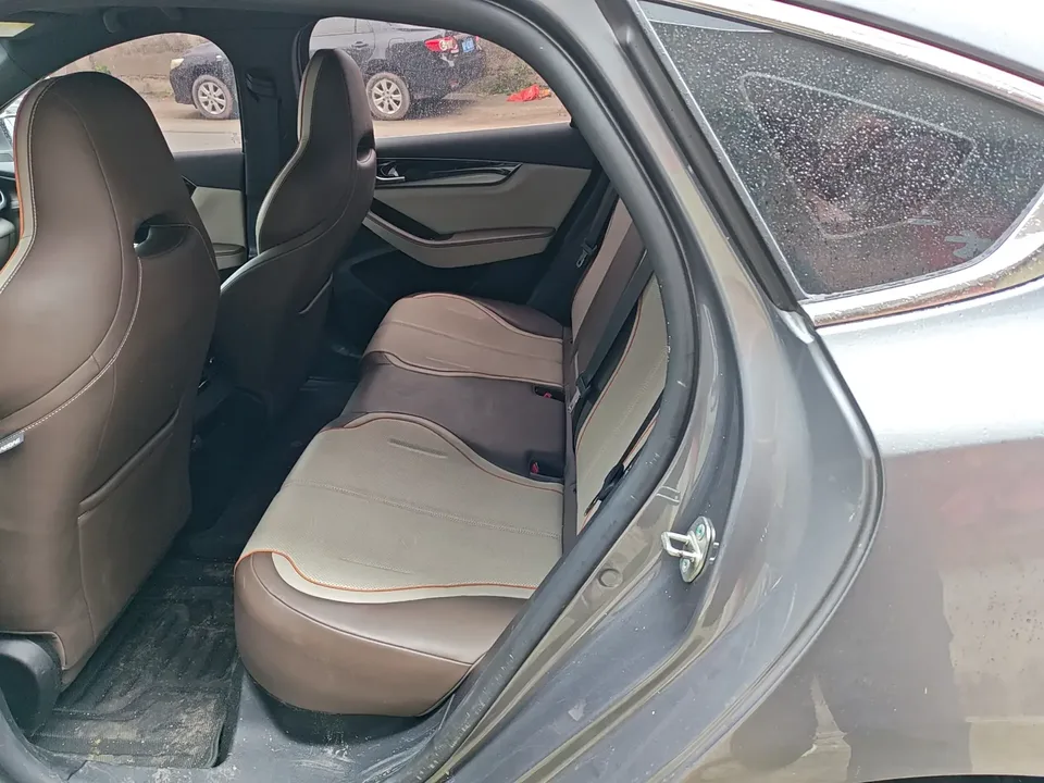 BYD Qin PLUS EV Qin PLUS EV 2024 Honor Edition 420KM Beyond 2024 — thumbnail 3