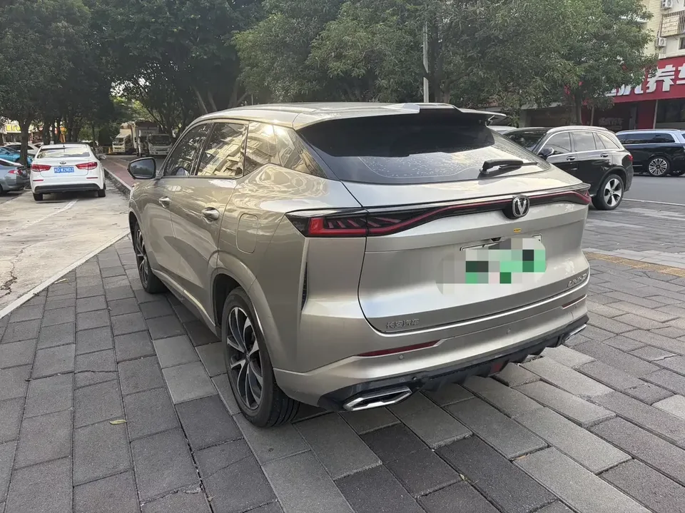 Changan UNI-Z PHEV Changan UNI-Z PHEV 2024 Blue Whale iDD 125KM Excellence 2024 — thumbnail 4