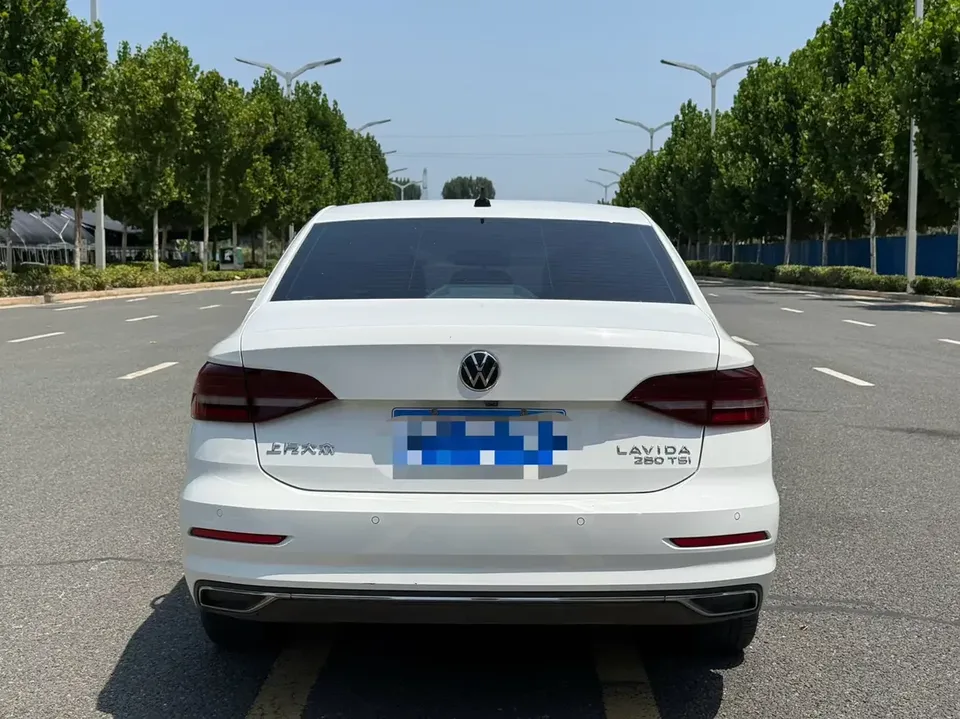 Volkswagen Lavida Lavida 2022 280TSI DSG Comfort Edition 2022 — thumbnail 2