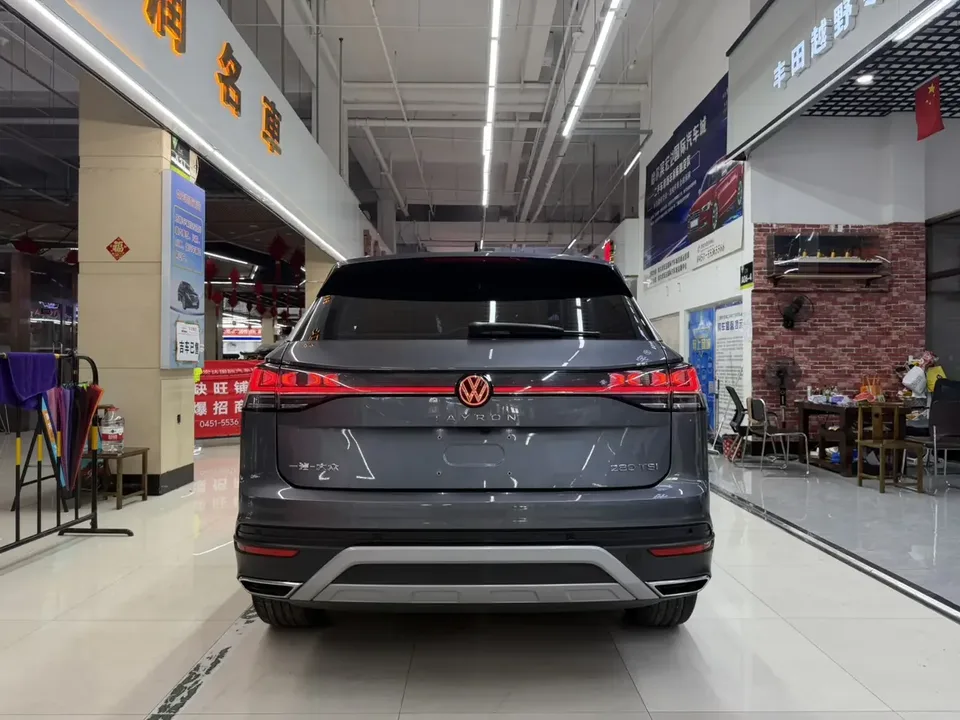 Volkswagen Tayron Tanyue 2023 280TSI 2WD Luxury Plus Advanced Edition 2023 — thumbnail 2