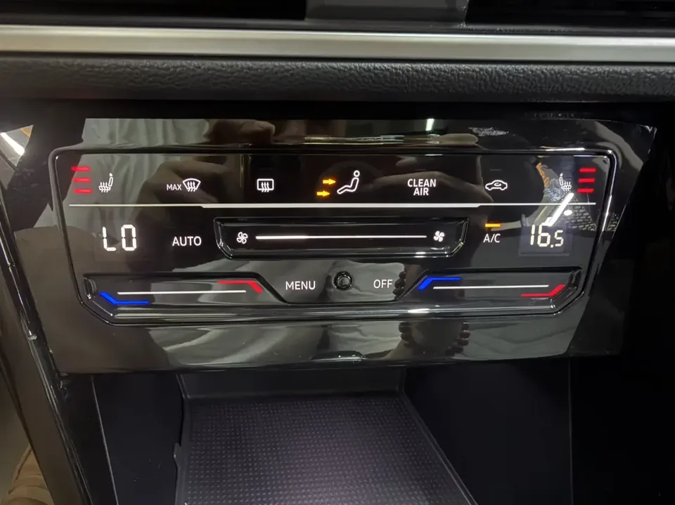 Volkswagen Tayron Tanyue 2023 280TSI 2WD Luxury Plus Advanced Edition 2023 — thumbnail 3