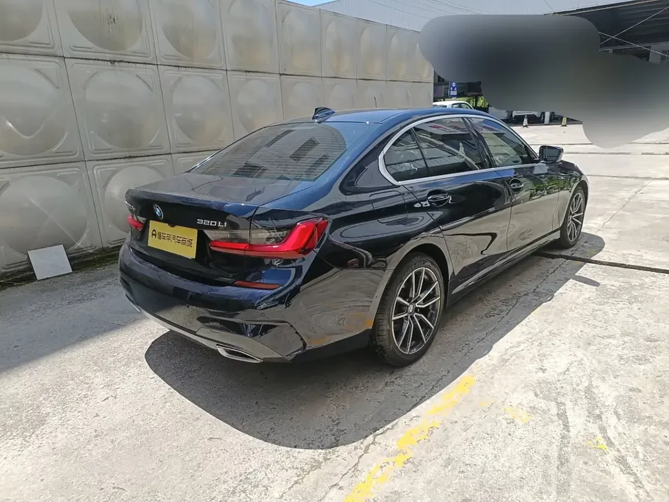 BMW 3 Series BMW 3 Series 2022 Facelifted 320Li M Sport Package 2022 — thumbnail 2