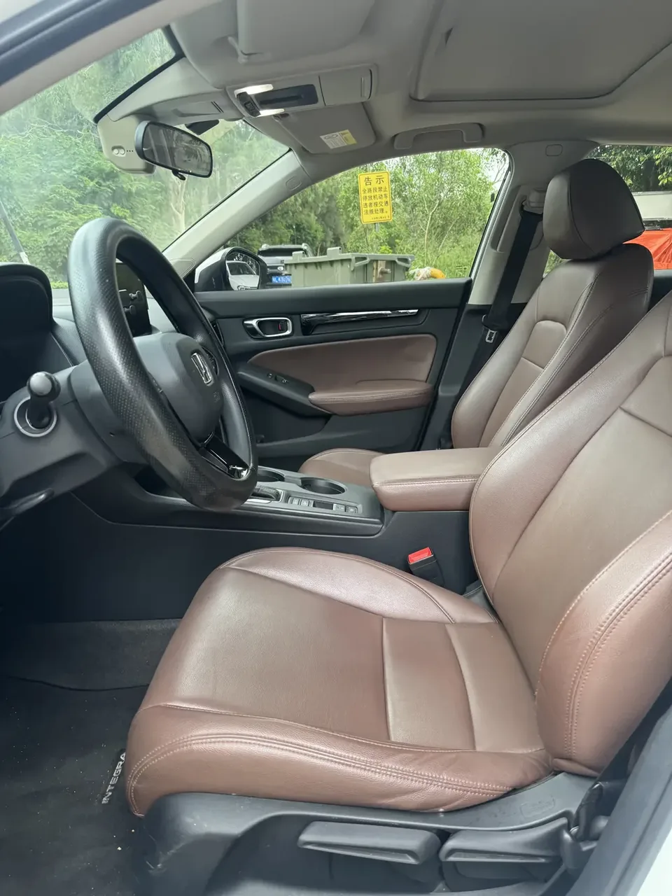 Honda Integra Style 2022 240TURBO CVT Tech Edition 2022 — thumbnail 3