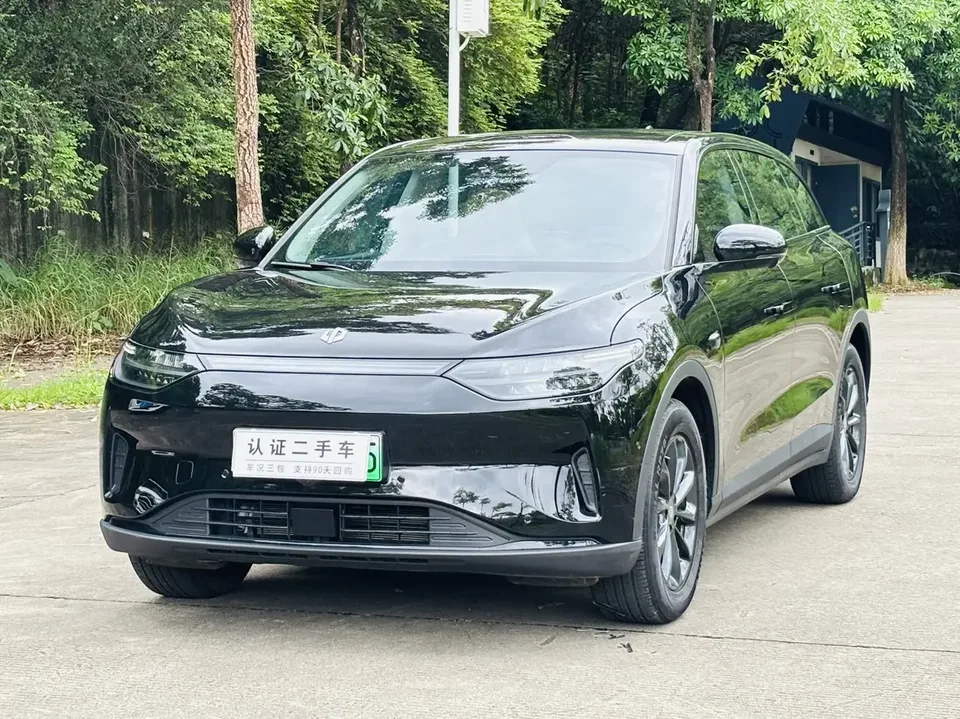 Leapmotor Zero running C11 Zero running C11 2024 Pure electric version 515 Smart Edition 2025 — photo 1, buy with delivery to Moscow