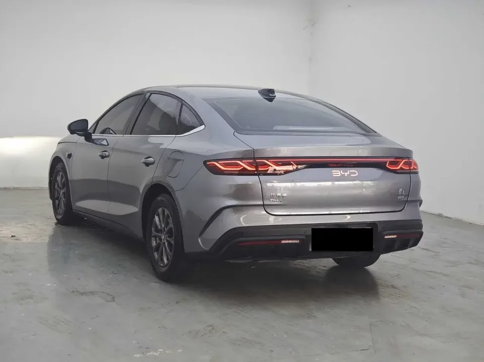 BYD Qin L DM Qin L DM 2025 Intelligent Driving Edition DM-i 80KM Leading Edition 2025 — thumbnail 4