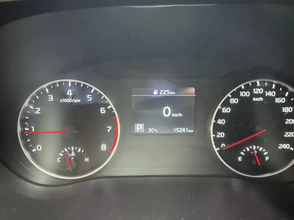 Kia Run proudly Run proudly 2021 1.5L CVT Trend Edition 2022 — thumbnail 3