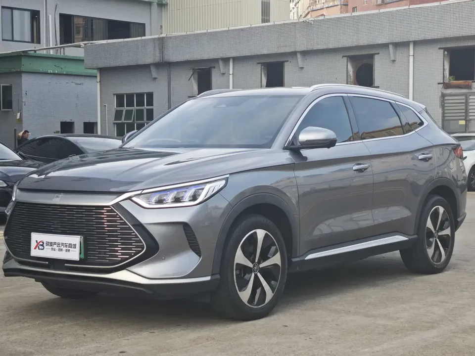 BYD Song PLUS DM Song PLUS DM 2021 DM-i 110KM 2WD Flagship PLUS 2023 — photo 1, buy with delivery to Moscow