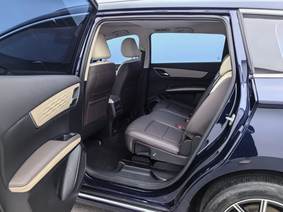 BYD Song MAX DM Song MAX DM 2022 DM-i 105KM Premium 2023 — thumbnail 5