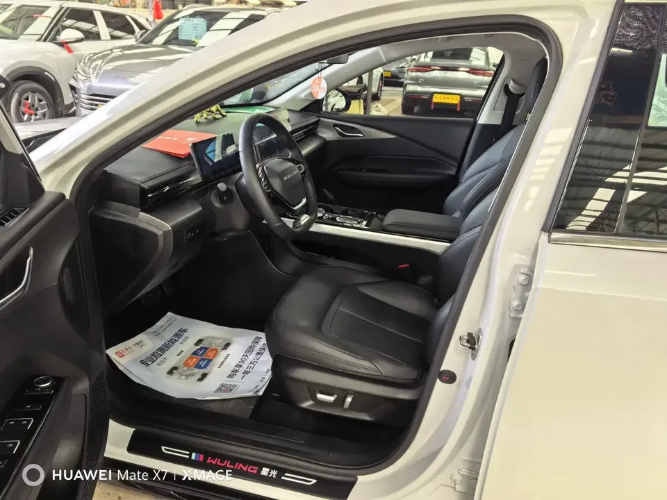 Wuling Starlight PHEV Wuling Starlight PHEV 2023 Co-creation version 150 Advanced version 2025 — thumbnail 5