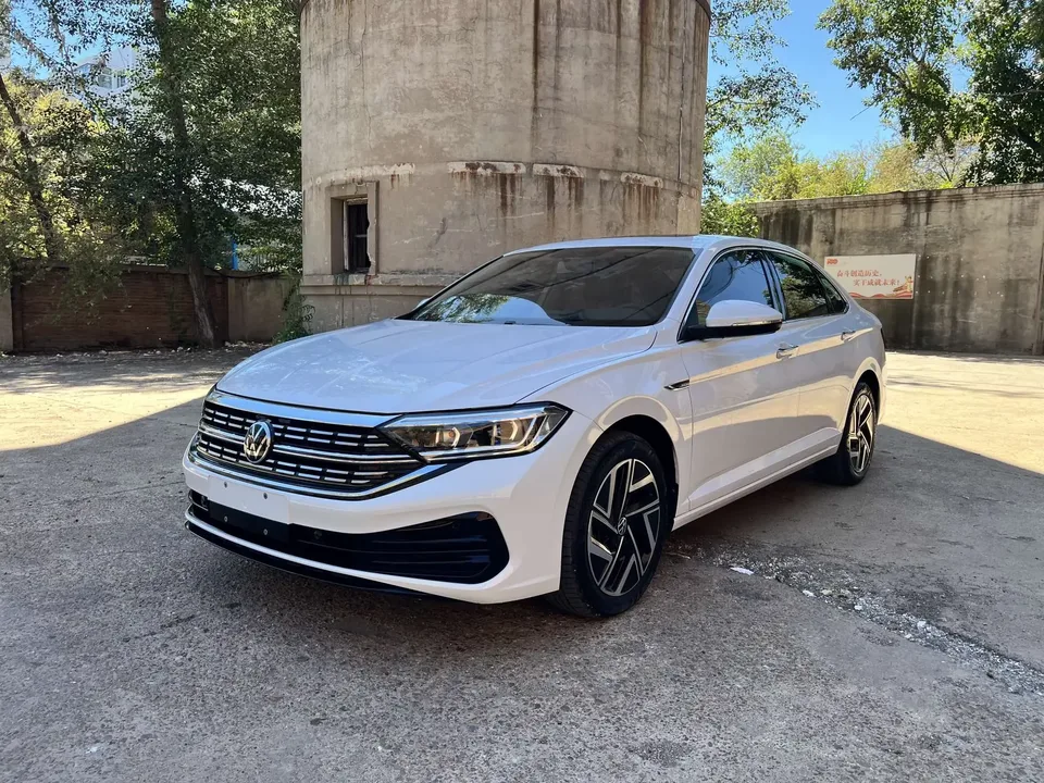 Volkswagen Sagitar Sagitar 2023 280TSI DSG Beyond Edition Plus 2023 — photo 1, buy with delivery to Moscow