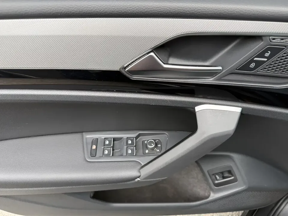 Volkswagen Tayron Tanyue 2021 280TSI 2WD Luxury Smart Edition 2022 — thumbnail 5