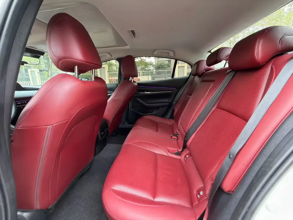 Mazda Axela Mazda3 Angkesela 2023 2.0L Automatic Quality Edition 2024 — thumbnail 3