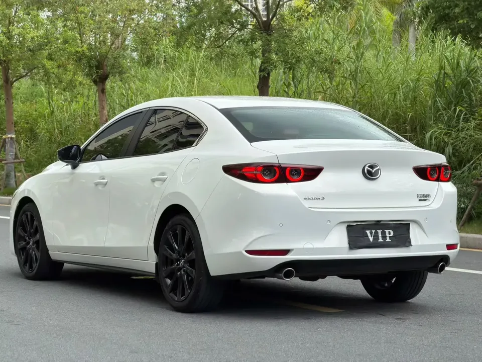 Mazda Axela Mazda3 Angkesela 2023 2.0L Automatic Quality Edition 2024 — thumbnail 4