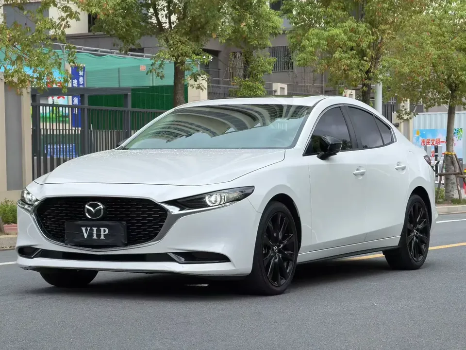 Mazda Axela Mazda3 Angkesela 2023 2.0L Automatic Quality Edition 2024 — photo 1, buy with delivery to Moscow