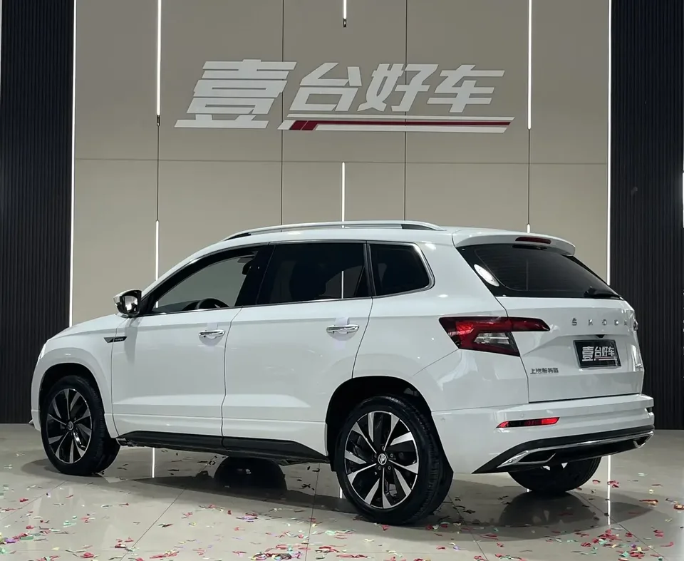 Skoda Karoq Korok 2023 TSI280 Luxury Edition 2023 — миниатюра 4