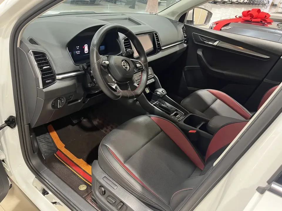 Skoda Karoq Korok 2023 TSI280 Luxury Edition 2023 — миниатюра 5