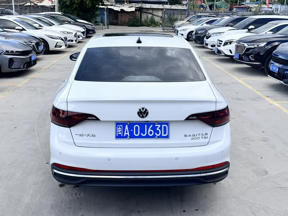 Volkswagen Sagitar Sagitar 2025 Modification 2: 300TSI DSG Beyond Edition 2025 — thumbnail 2