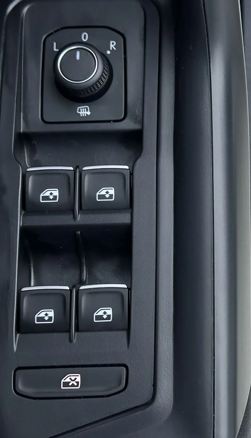Volkswagen T-Roc TANG 2022 280TSI DSG 2WD Comfort PLUS 2022 — thumbnail 3