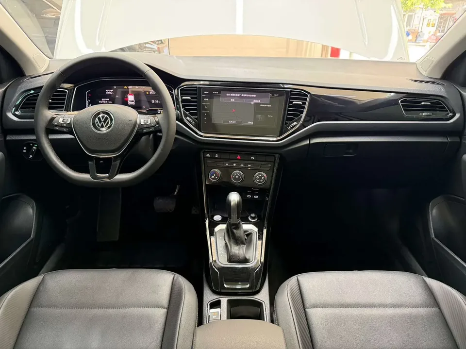 Volkswagen T-Roc TANG 2022 280TSI DSG 2WD Comfort PLUS 2023 — thumbnail 4