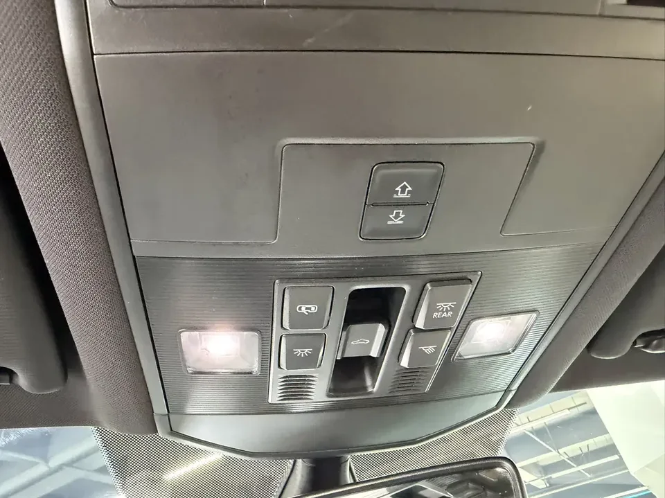Volkswagen T-Roc TANG 2022 280TSI DSG 2WD R-Line Pro PLUS 2023 — thumbnail 3