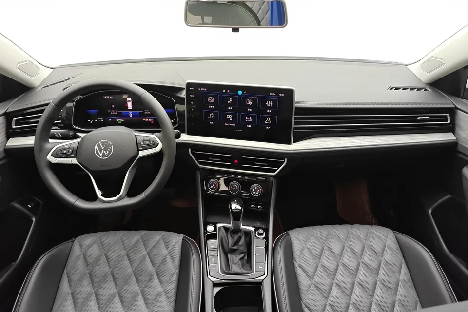 Volkswagen Sagitar Sagitar 2025 Modification 2: 300TSI DSG Beyond Edition 2025 — thumbnail 4