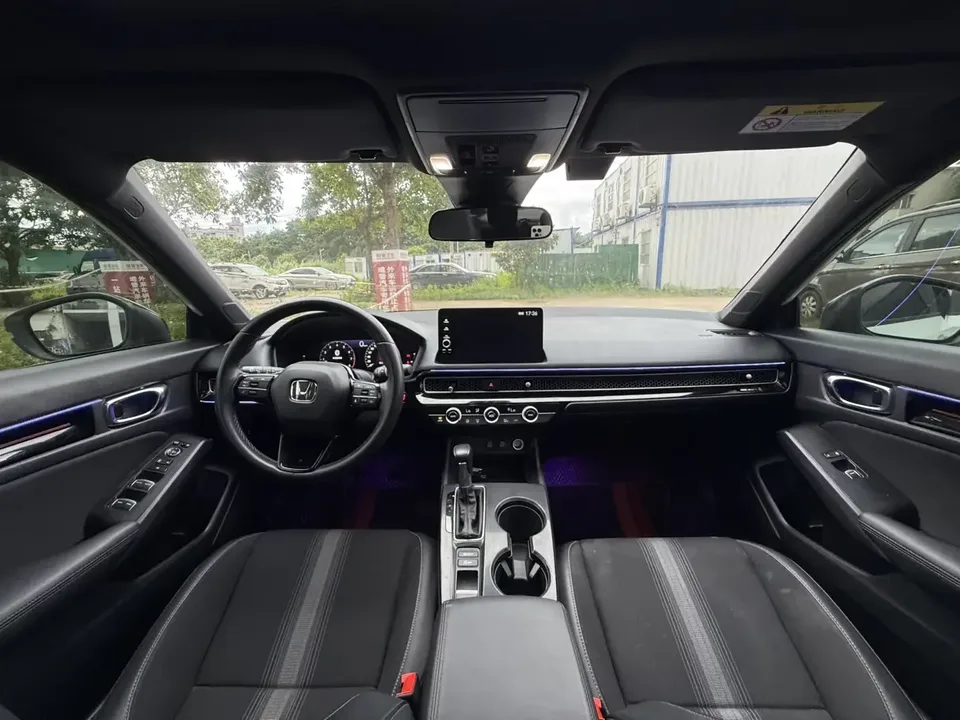 Honda CIVIC Civic 2025 240TURBO CVT Zhiqu Pro 2025 — миниатюра 3